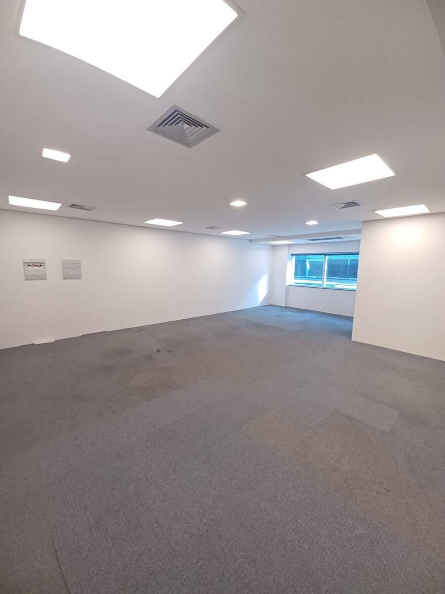 Sala para Locação no Araguaia Plaza- Alphaville- Barueri